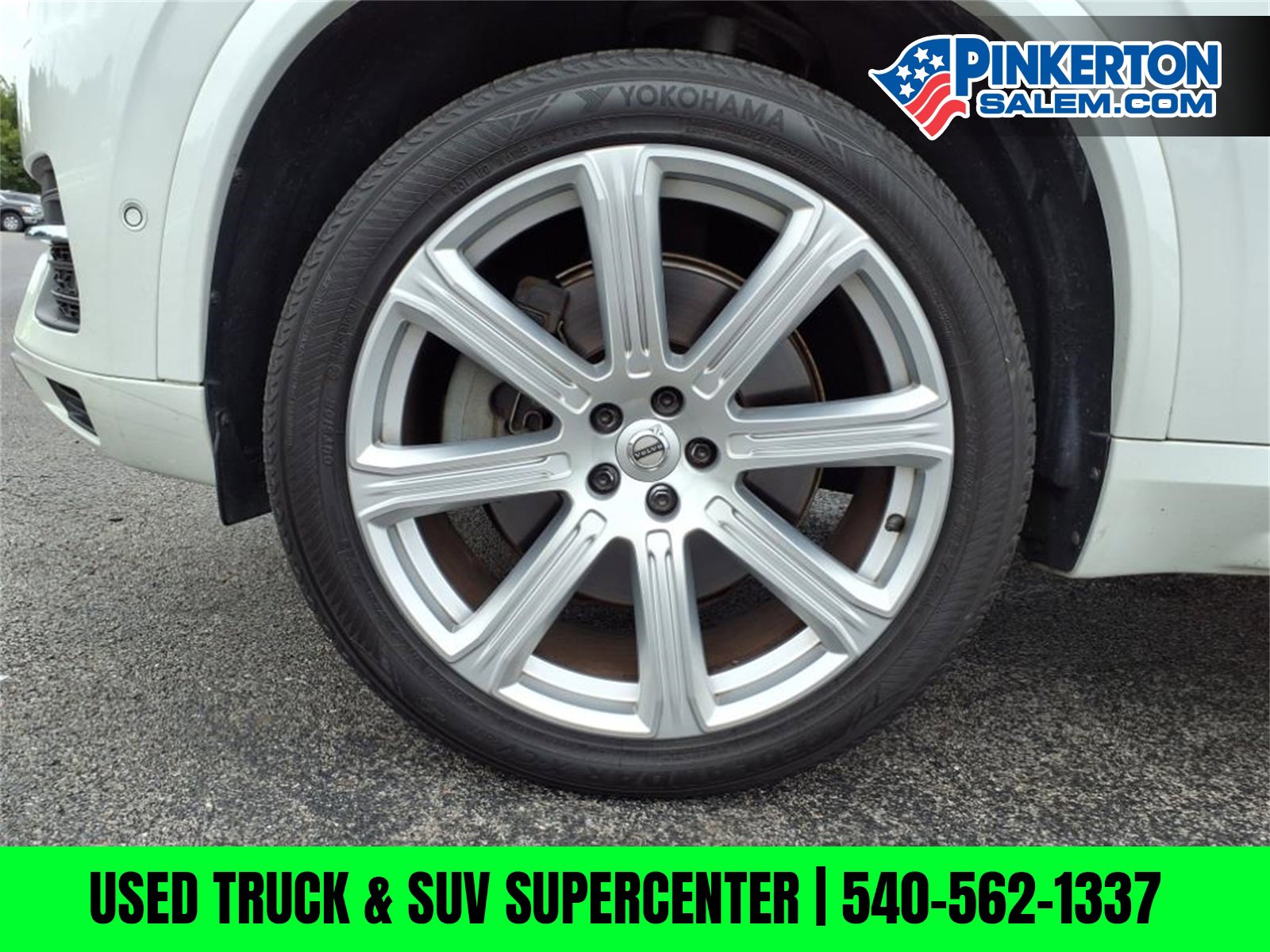 Used 2016 Volvo XC90 T8 Momentum image 10