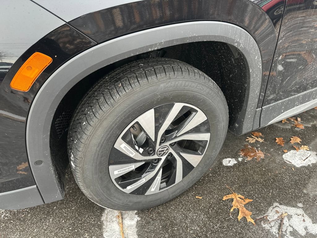 New 2026 Volkswagen Tiguan S image 2