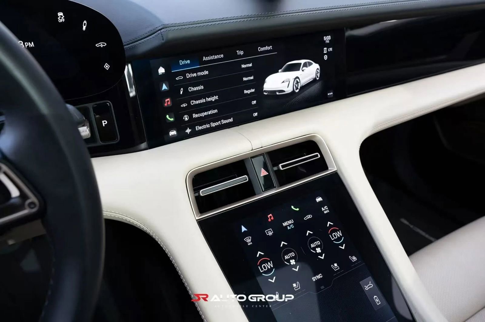 Used 2020 Porsche Taycan image 16