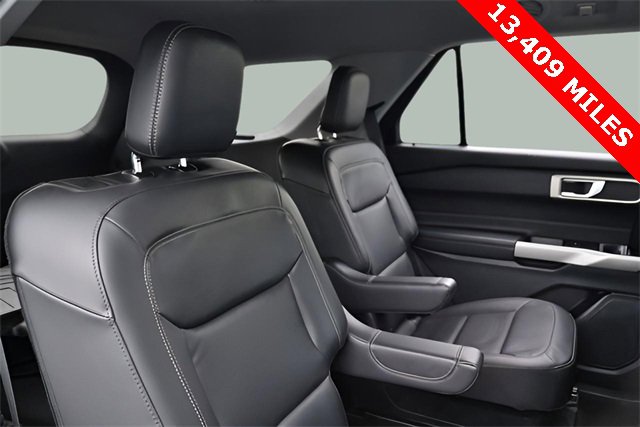 Used 2023 Ford Explorer XLT w/ Equipment Group 202A image 31