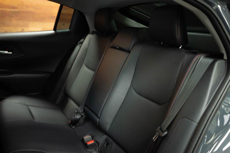 Used 2026 Toyota Prius Plug-In Hybrid image 12