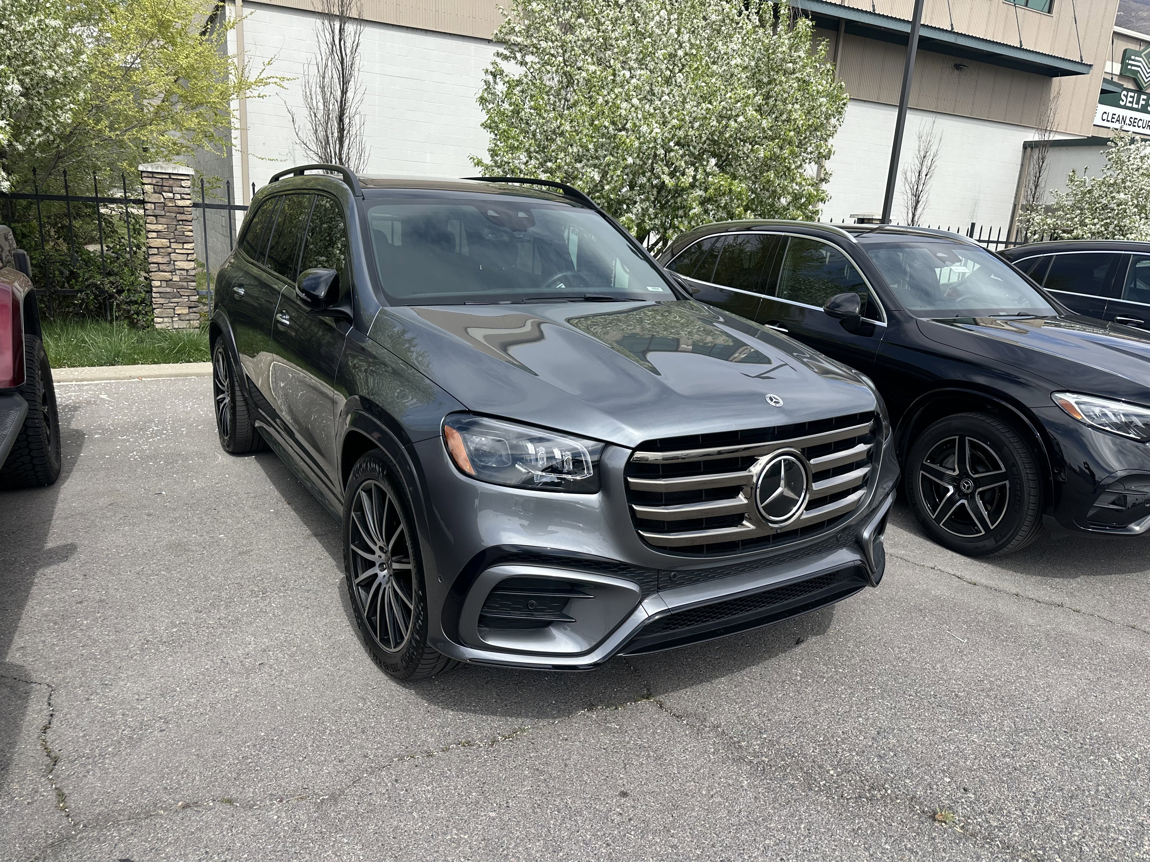 Certified 2024 Mercedes-Benz GLS 450 4MATIC image 2