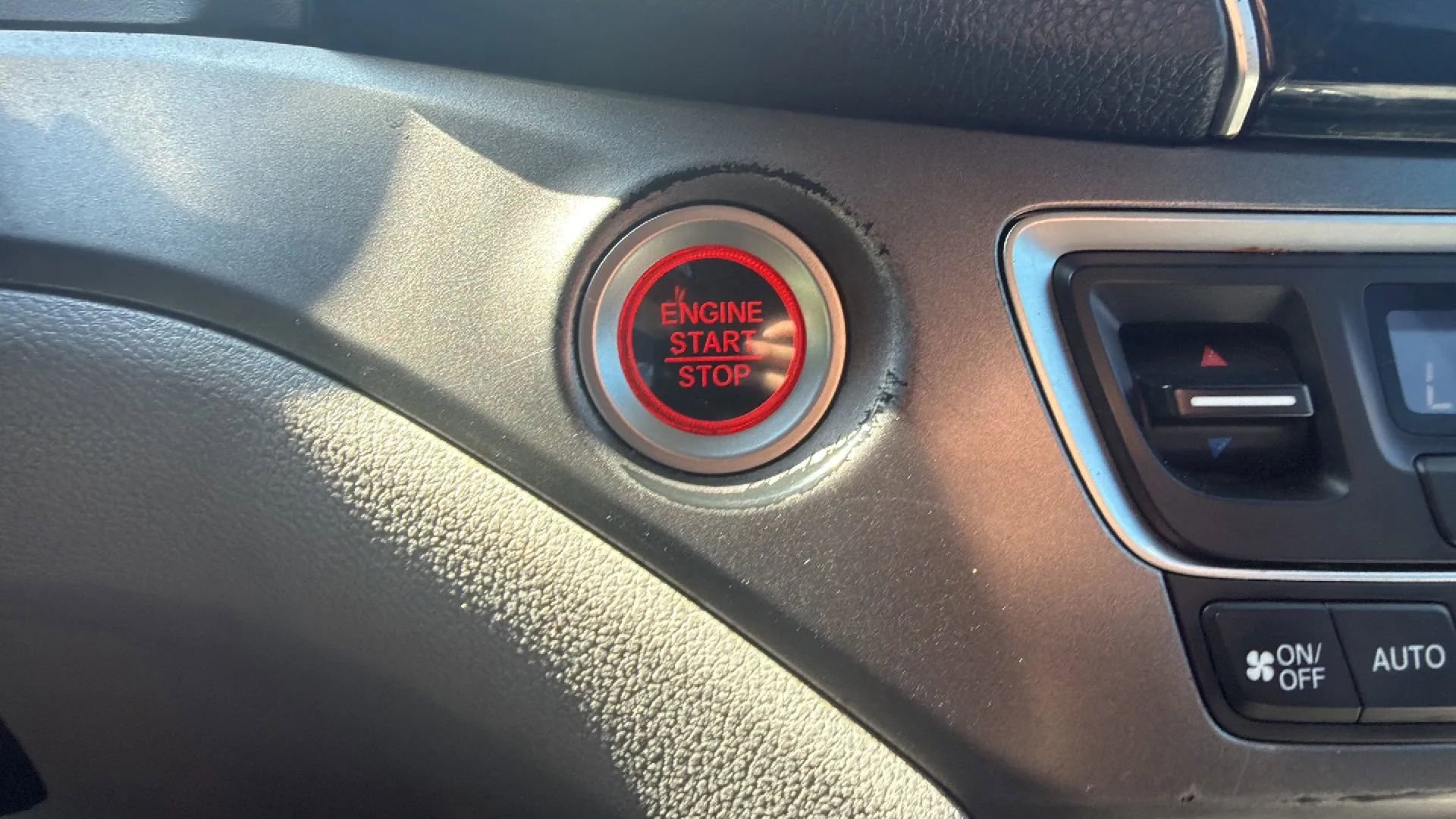 Used 2019 Honda Pilot EX image 37