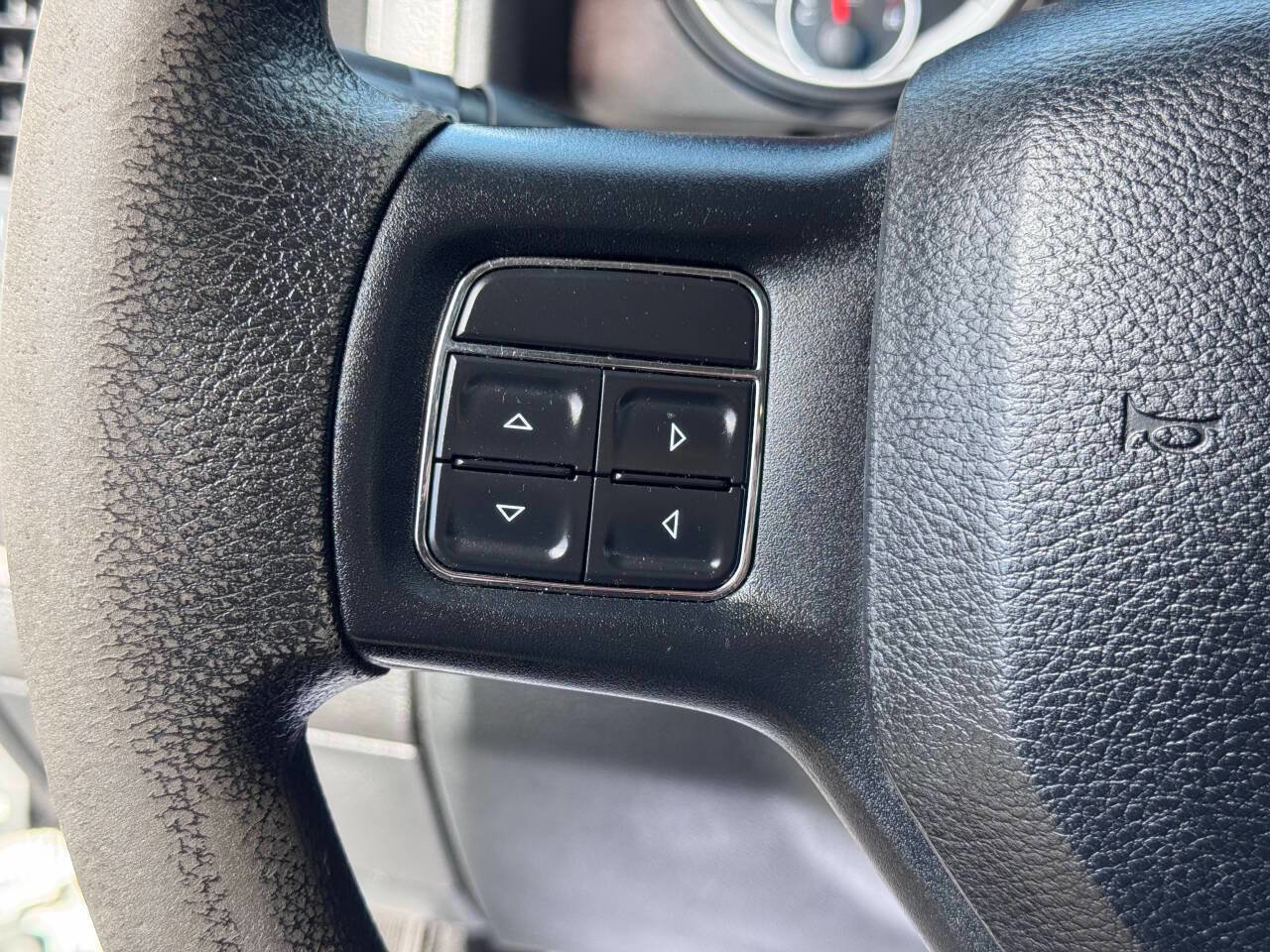 Used 2016 RAM 2500 Tradesman w/ Chrome Appearance Group image 26