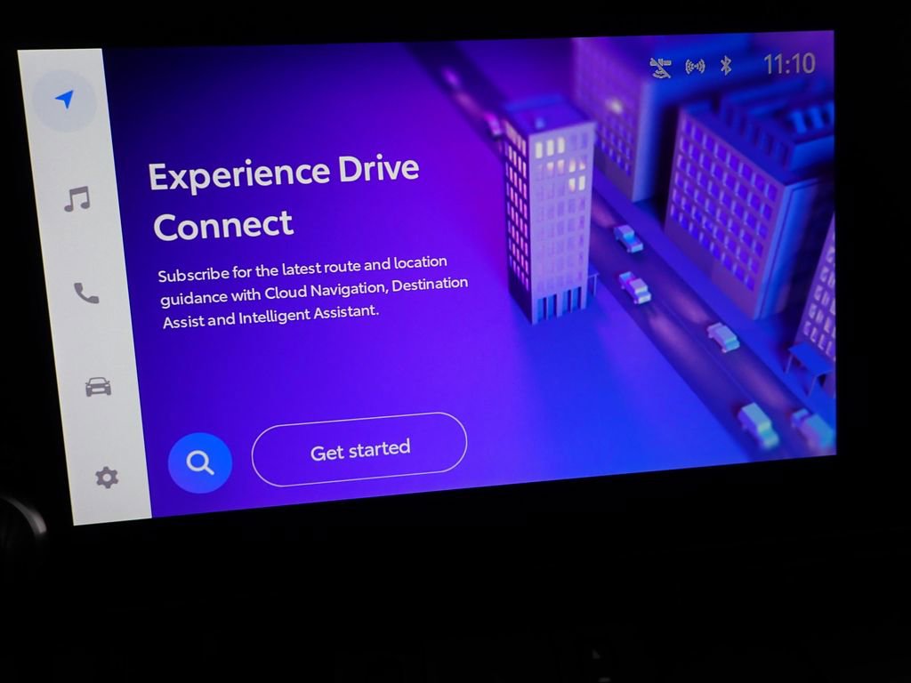 Used 2023 Toyota RAV4 XLE Premium image 4