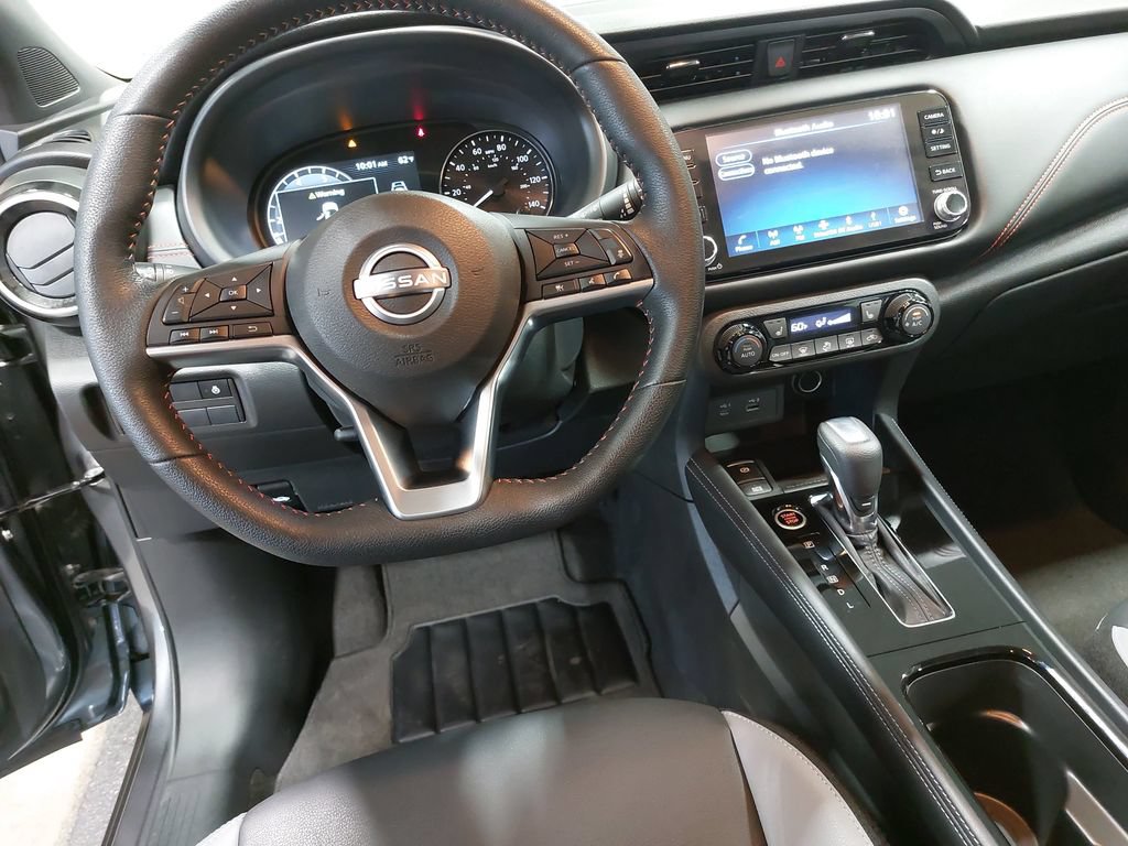 Certified 2023 Nissan Kicks SR w/ SR Premium Package FWD image 15