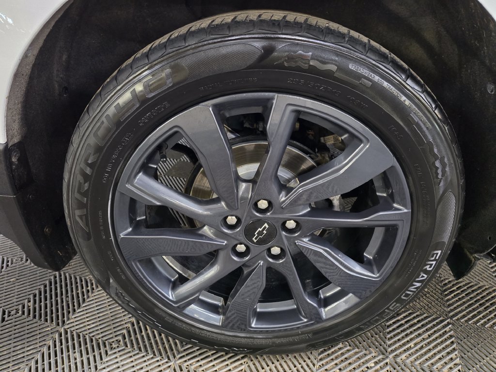 Used 2022 Chevrolet Equinox RS AWD/4WD image 15