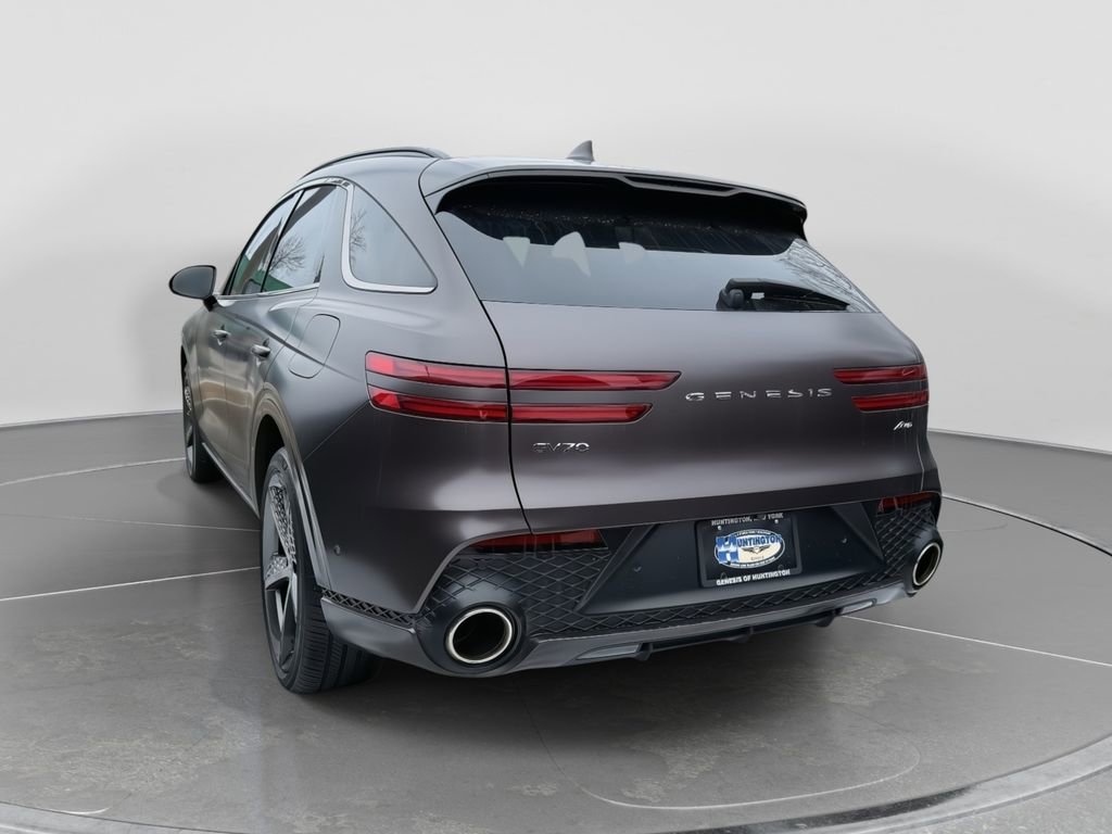Certified 2023 Genesis GV70 2.5T w/ Sport Prestige Package image 4
