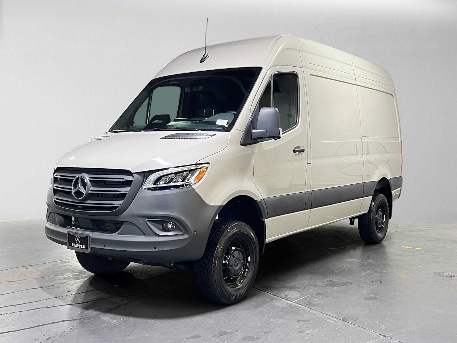 Used 2026 Mercedes-Benz Sprinter 2500 image 7