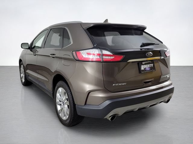 Used 2019 Ford Edge Titanium w/ Cold Weather Package AWD/4WD image 5