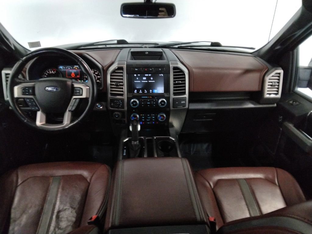 Used 2018 Ford F150 Platinum w/ Equipment Group 701A Luxury image 43