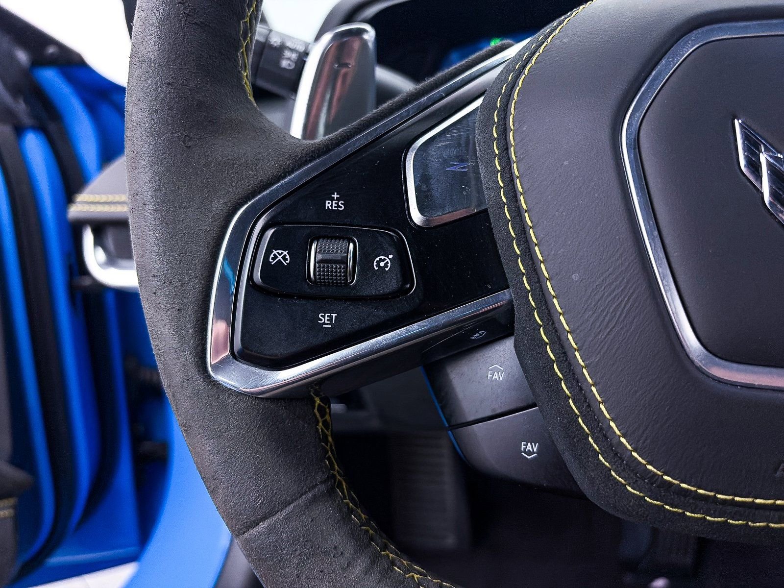 Used 2020 Chevrolet Corvette Stingray Premium Cpe w/ 3LT Preferred Equipment Group image 49