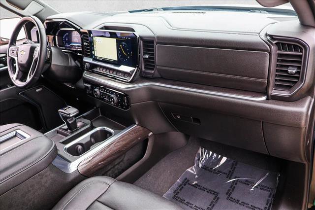 Used 2022 Chevrolet Silverado 1500 LTZ image 25