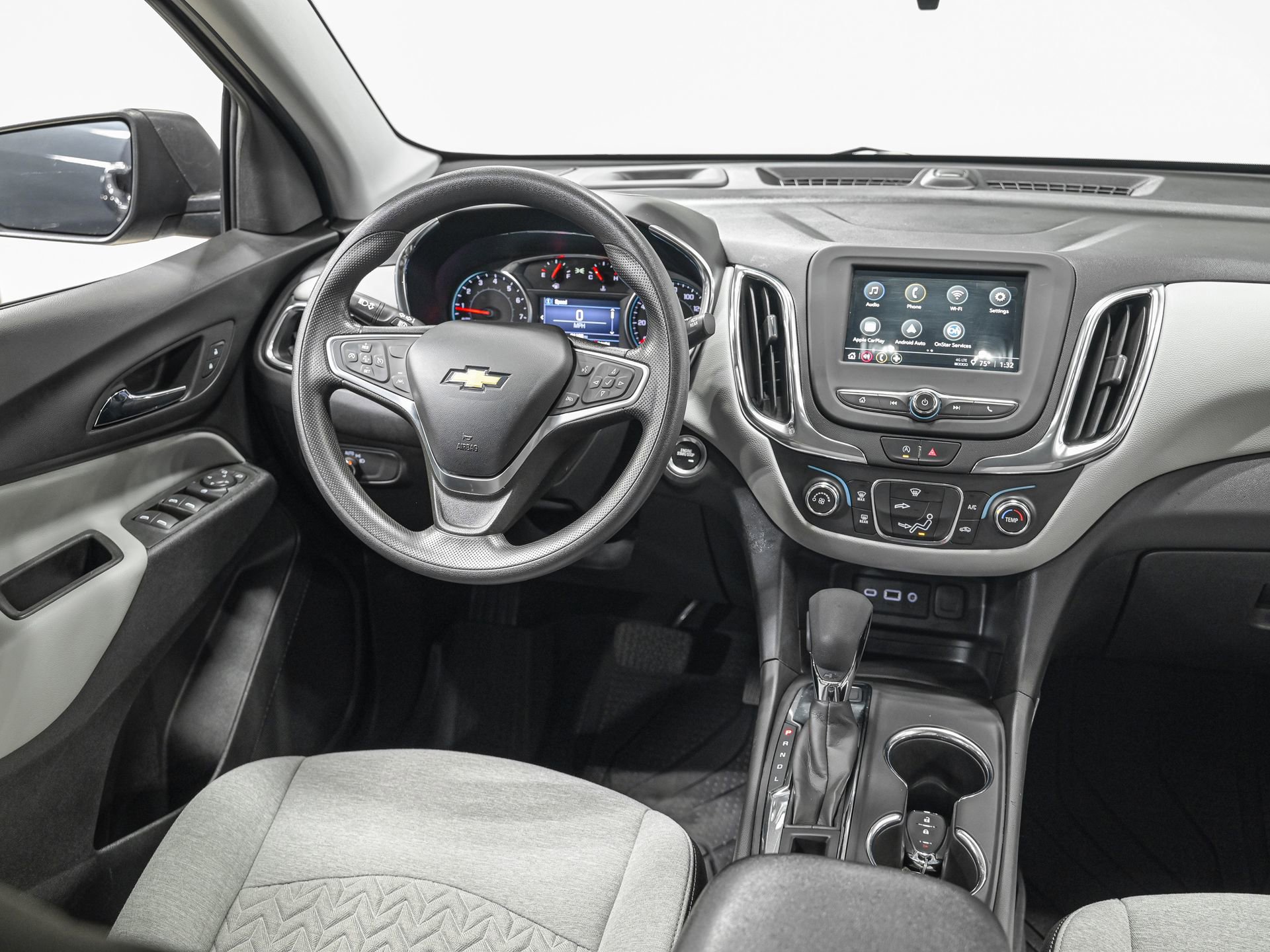 Used 2022 Chevrolet Equinox LS w/ LS Convenience Package image 30