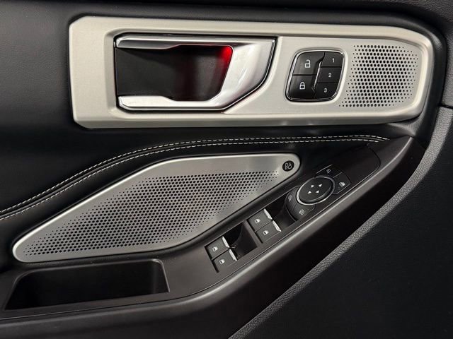 Used 2020 Ford Explorer ST w/ ST High-Performance Pack image 15