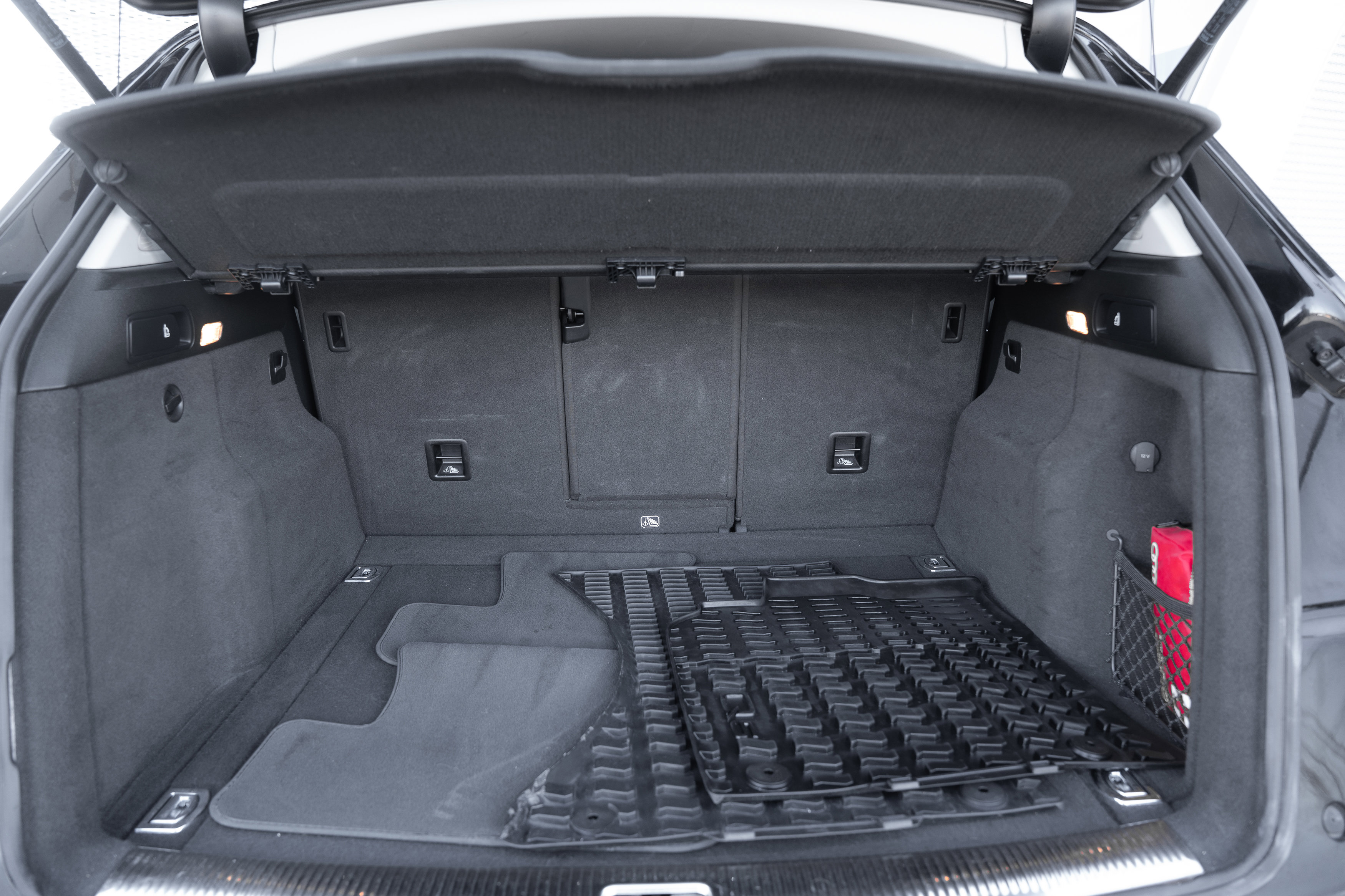 Used 2016 Audi Q5 2.0T Premium Plus w/ Technology Package image 27