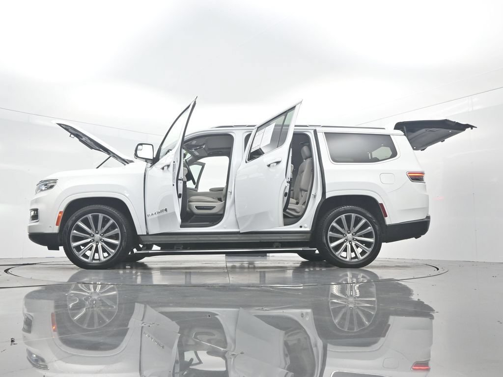 Used 2022 Jeep Grand Wagoneer Series I w/ Convenience Group III AWD/4WD image 53