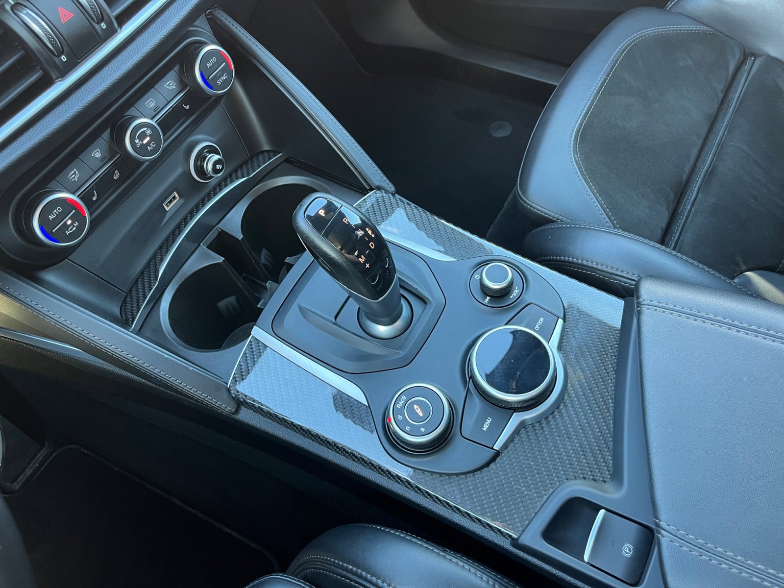 Used 2019 Alfa Romeo Stelvio Quadrifoglio w/ Driver Assist Dynamic Package image 24