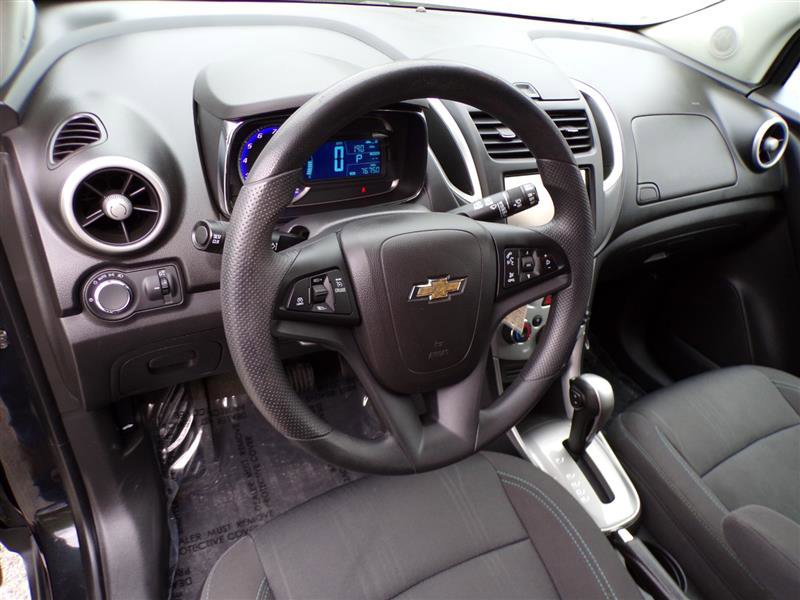 Used 2016 Chevrolet Trax LT image 17