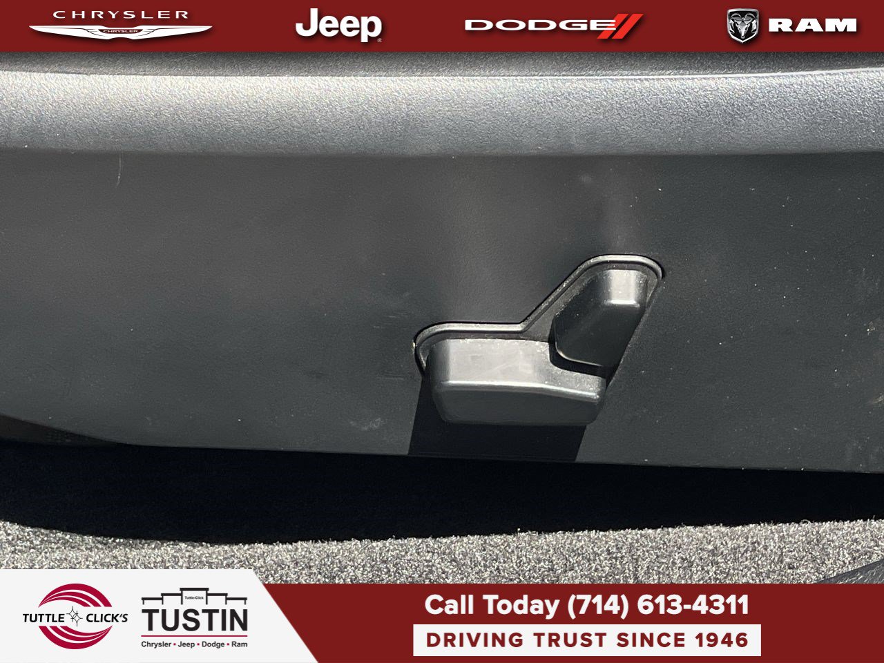 Used 2012 Chrysler 200 Touring w/ Sun/Sound Group FWD image 30