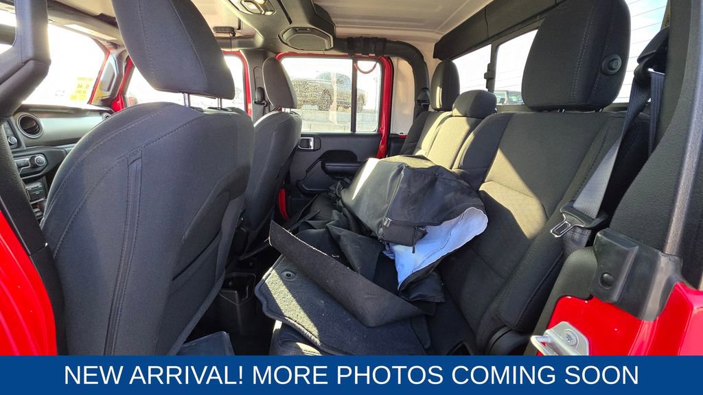Used 2021 Jeep Gladiator Willys image 13