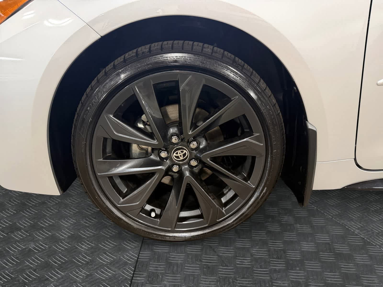 Used 2026 Toyota Corolla SE FWD image 15