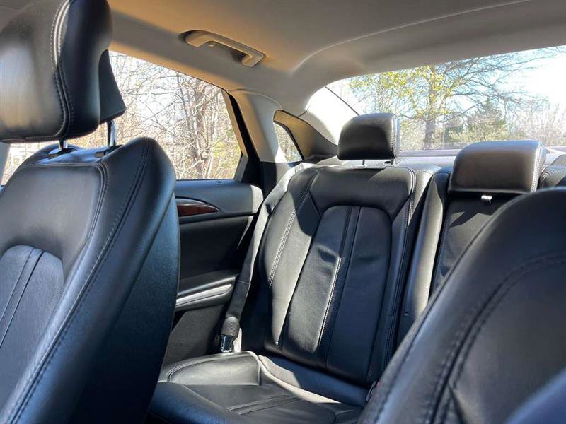 Used 2013 Lincoln MKZ image 71
