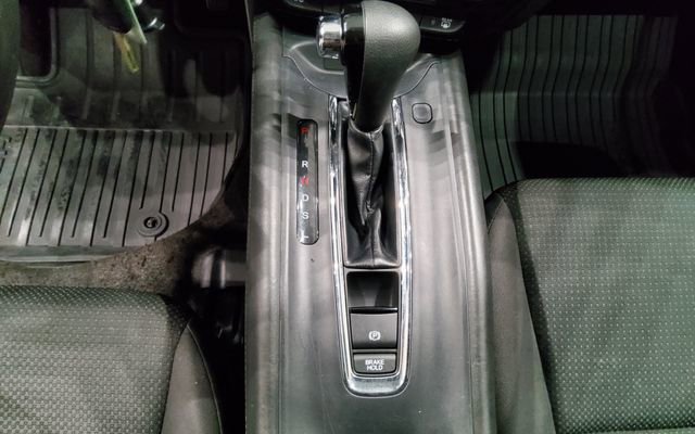 Certified 2021 Honda HR-V LX image 25