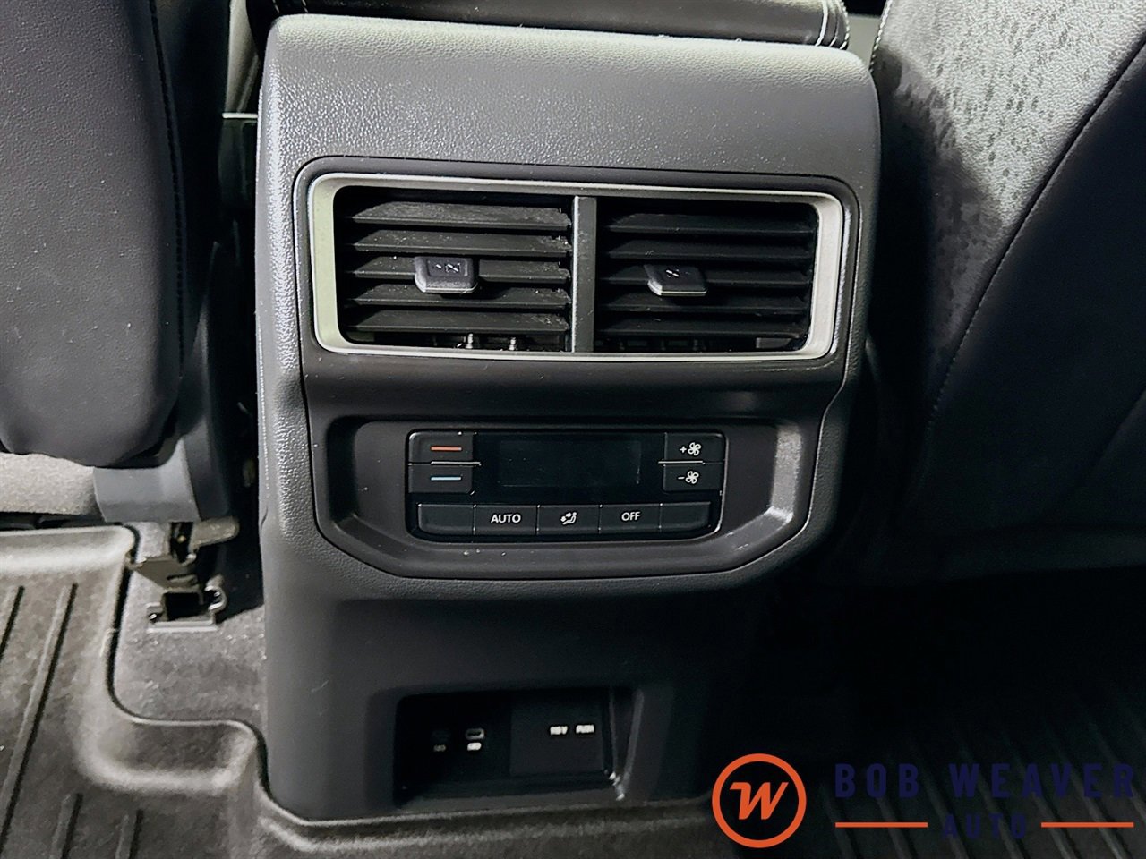 Used 2024 Volkswagen Atlas SE image 26