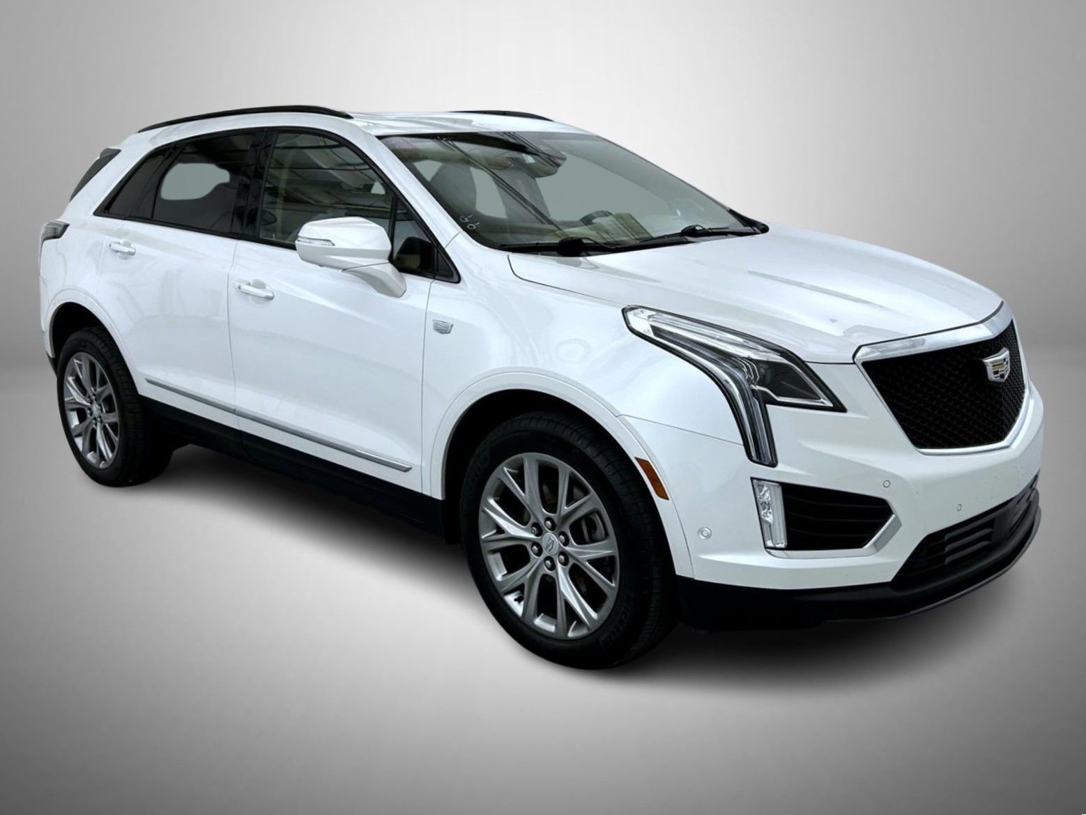 Used 2020 Cadillac XT5 Sportv w/ Platinum Package AWD/4WD image 3