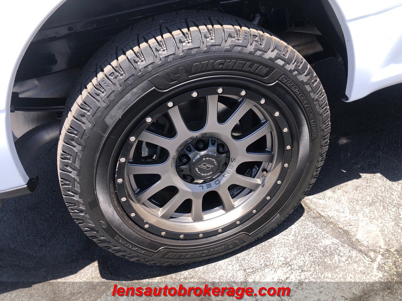 Used 2016 Ford F150 XLT RWD image 23