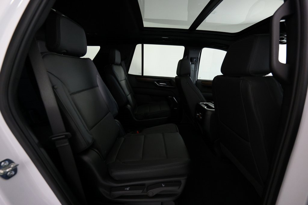 Used 2026 GMC Yukon Denali w/ Sun & Power Step Package image 13