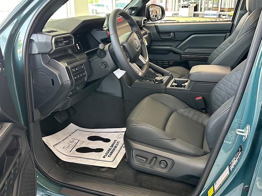 New 2026 Toyota 4Runner TRD Off-Road Premium AWD/4WD image 7