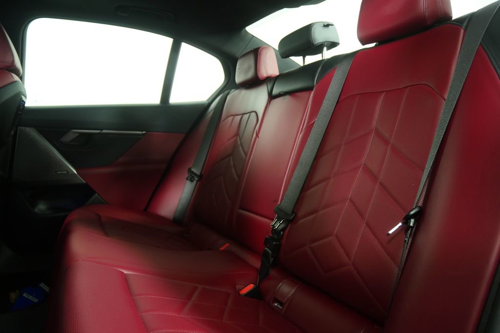 Certified 2025 BMW 540i xDrive image 15