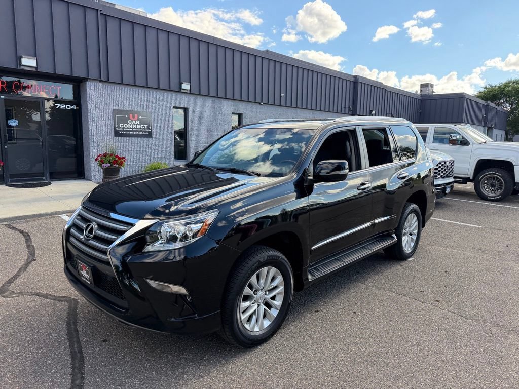 Used 2016 Lexus GX 460 w/ Premium Package AWD/4WD image 2
