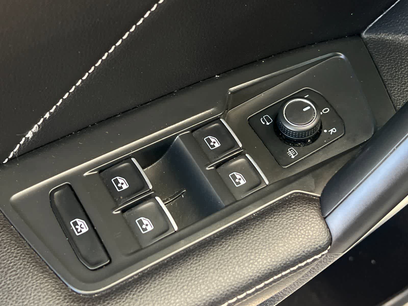 Used 2024 Volkswagen Tiguan SEL R-Line AWD/4WD image 14