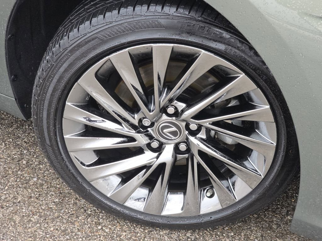 Used 2024 Lexus ES 350 Luxury w/ Accessory Package (Z2) image 13