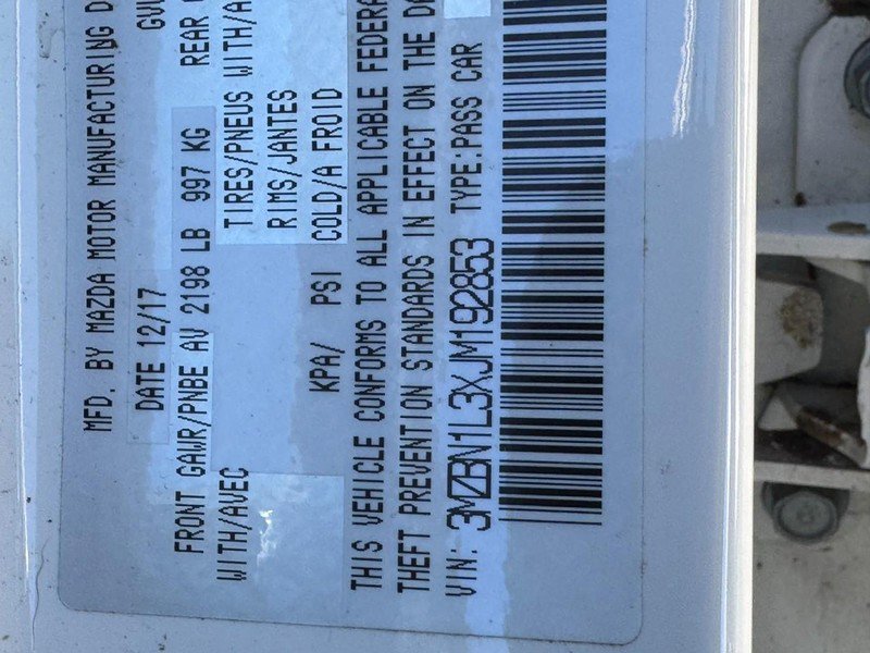 Used 2018 MAZDA MAZDA3 Touring image 24