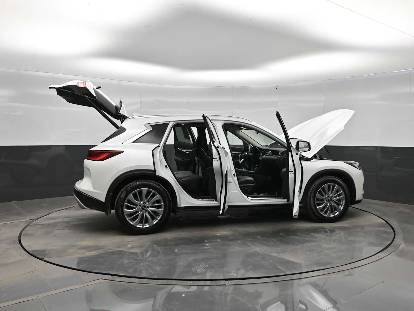 Used 2023 INFINITI QX50 Luxe image 38