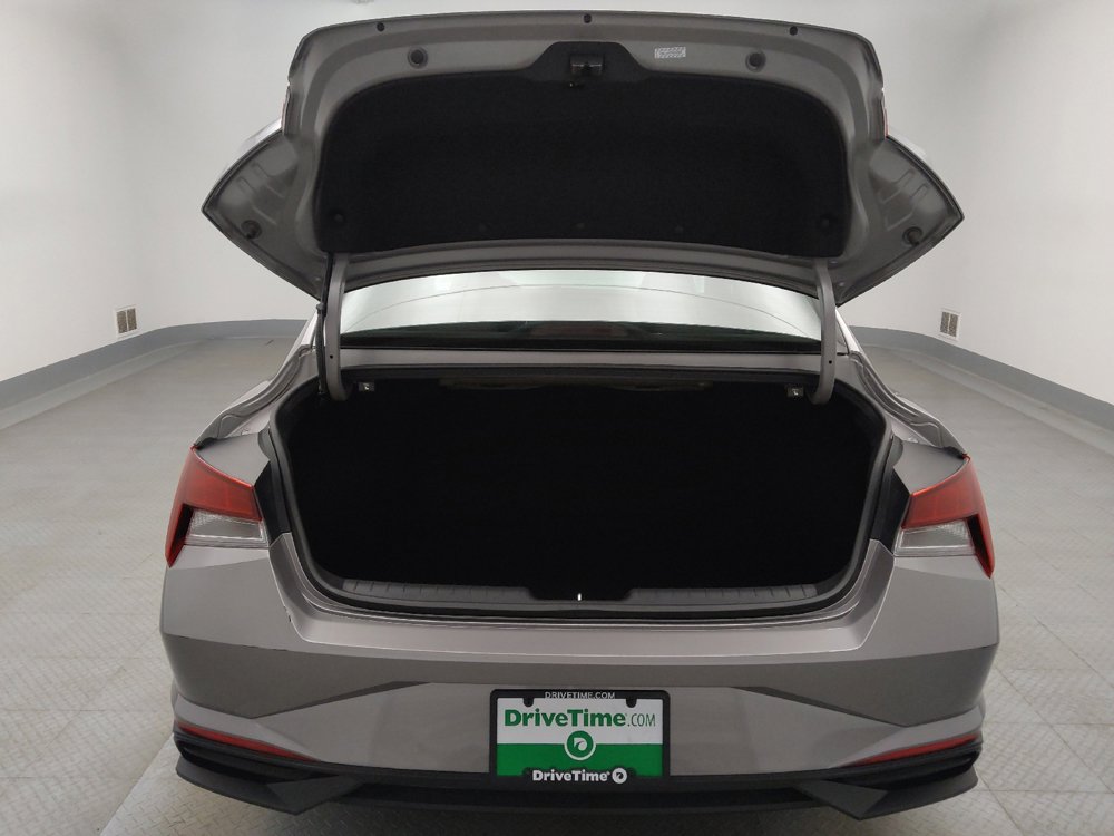 Used 2023 Hyundai Elantra SE image 29