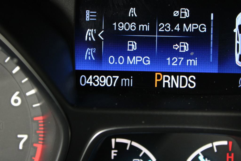 Used 2019 Ford Escape Titanium image 26