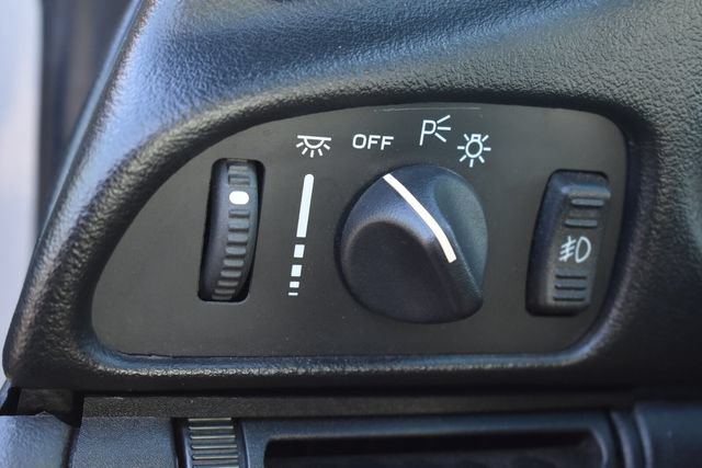 Used 1996 Chevrolet Camaro Z28 RWD image 17