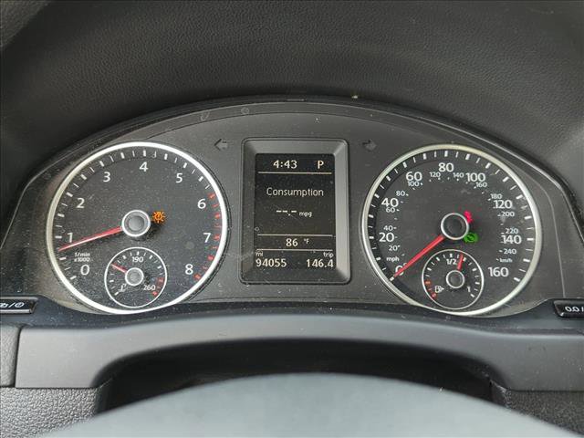 Used 2016 Volkswagen Tiguan S image 10