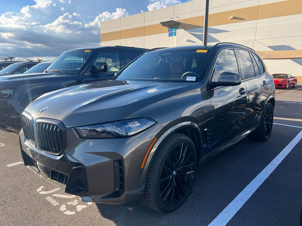 Certified 2025 BMW X5 xDrive40i w/ Executive Package AWD/4WD image 7