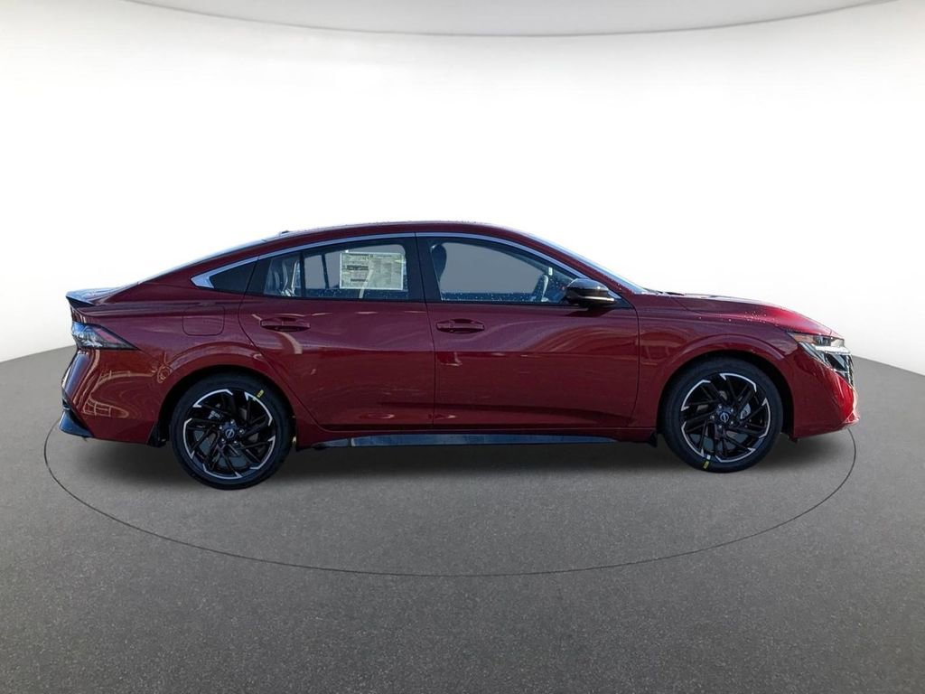 New 2026 Nissan Sentra SR w/ SR Premium Package FWD image 4