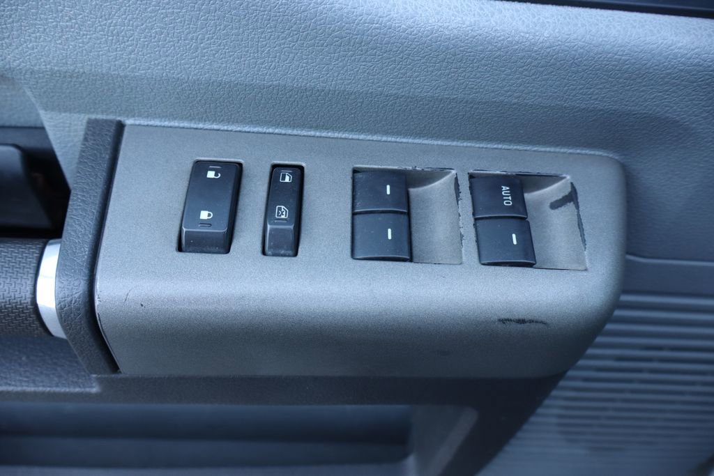 Used 2012 Ford F450 XLT w/ XLT Interior Pkg AWD/4WD image 19