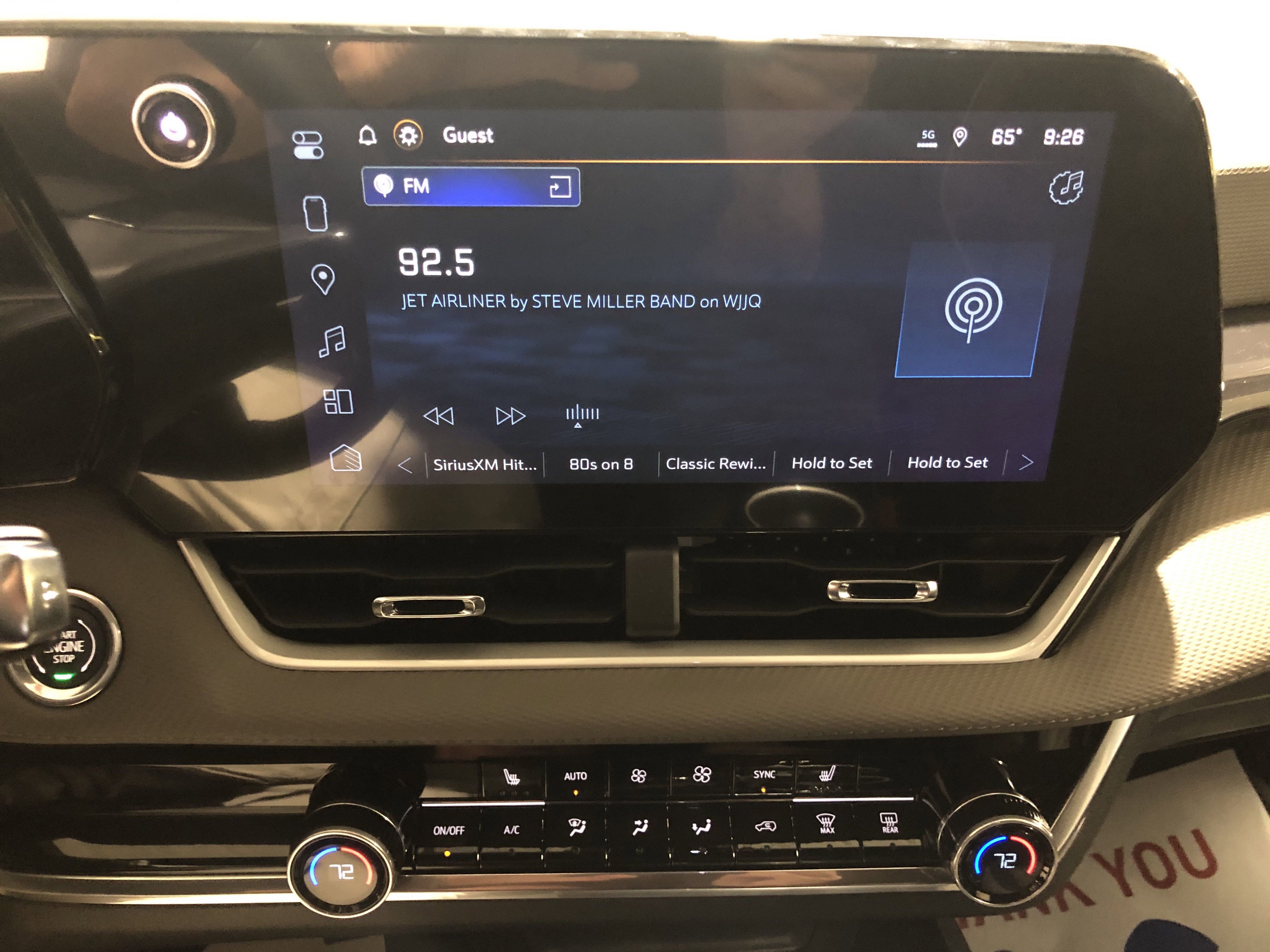 New 2026 Chevrolet Equinox LT w/ Convenience Package II image 17