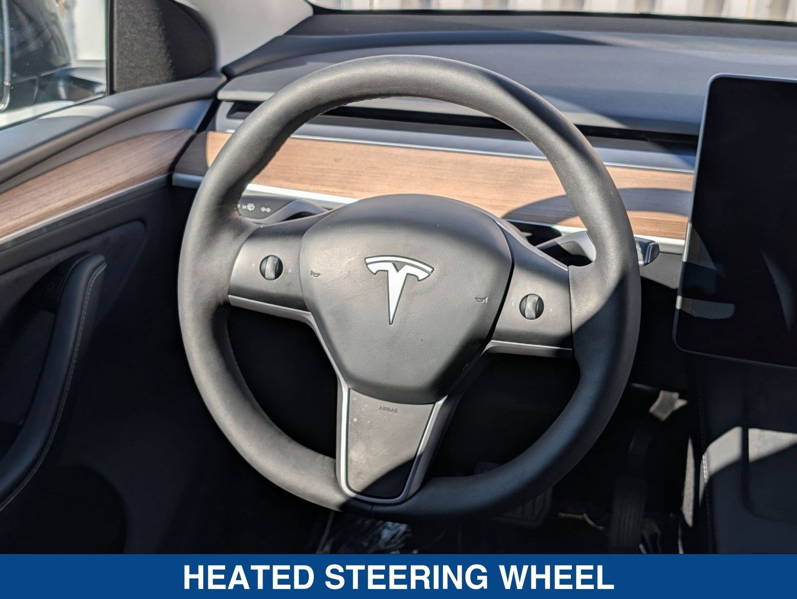 Used 2024 Tesla Model Y Long Range image 16