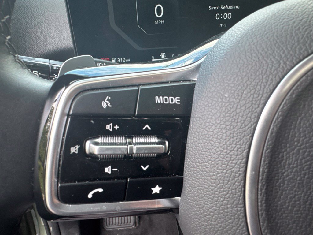 Used 2025 Kia Sorento SX Prestige AWD/4WD image 14
