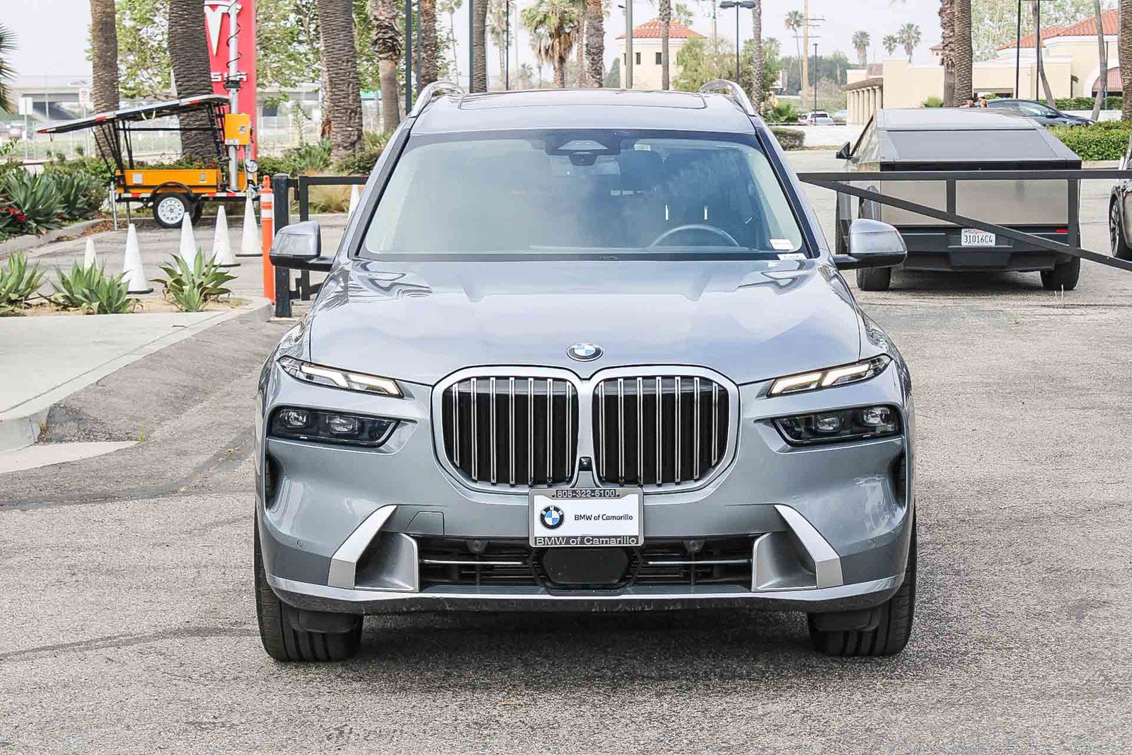 Used 2023 BMW X7 xDrive40i w/ Premium Package image 2